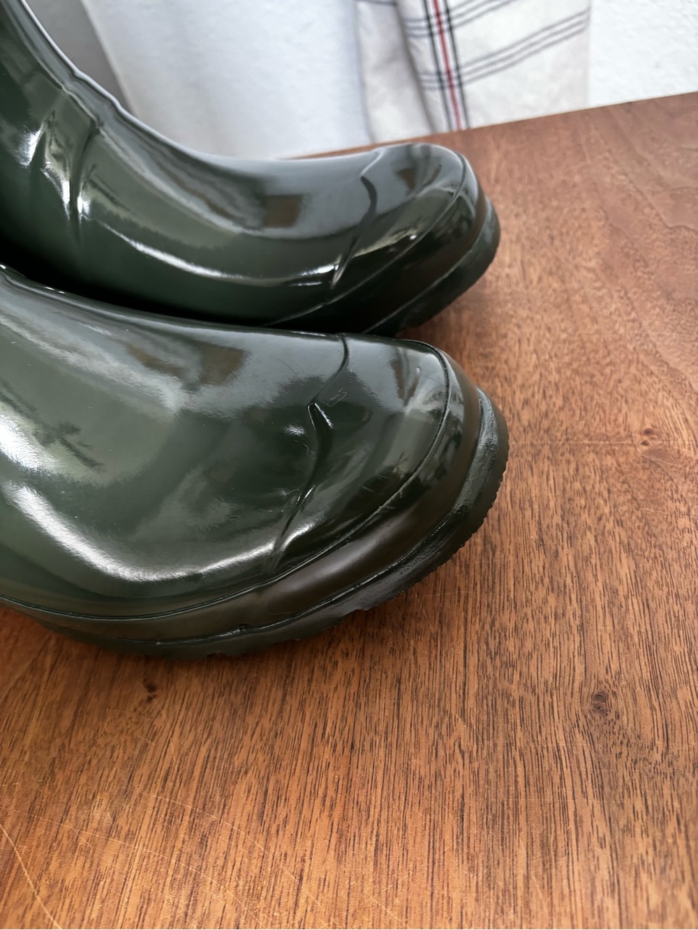 Hunter Women Glossy Dark Green Rain Boots 9 - Picture 4 of 10